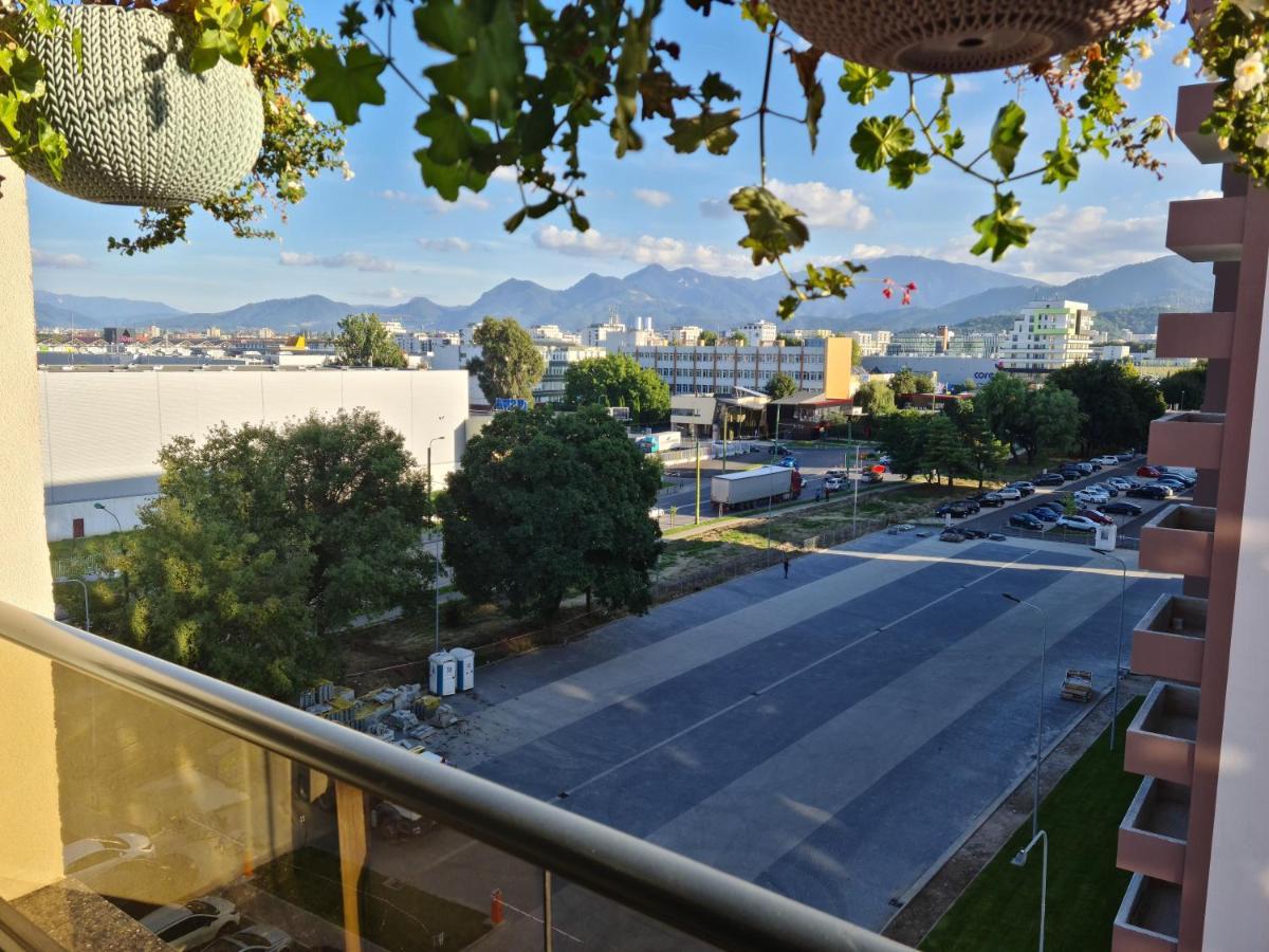 Premium Apartment Isaran Brasov Luaran gambar