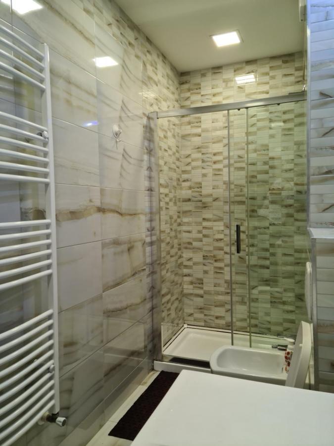 Premium Apartment Isaran Brasov Luaran gambar