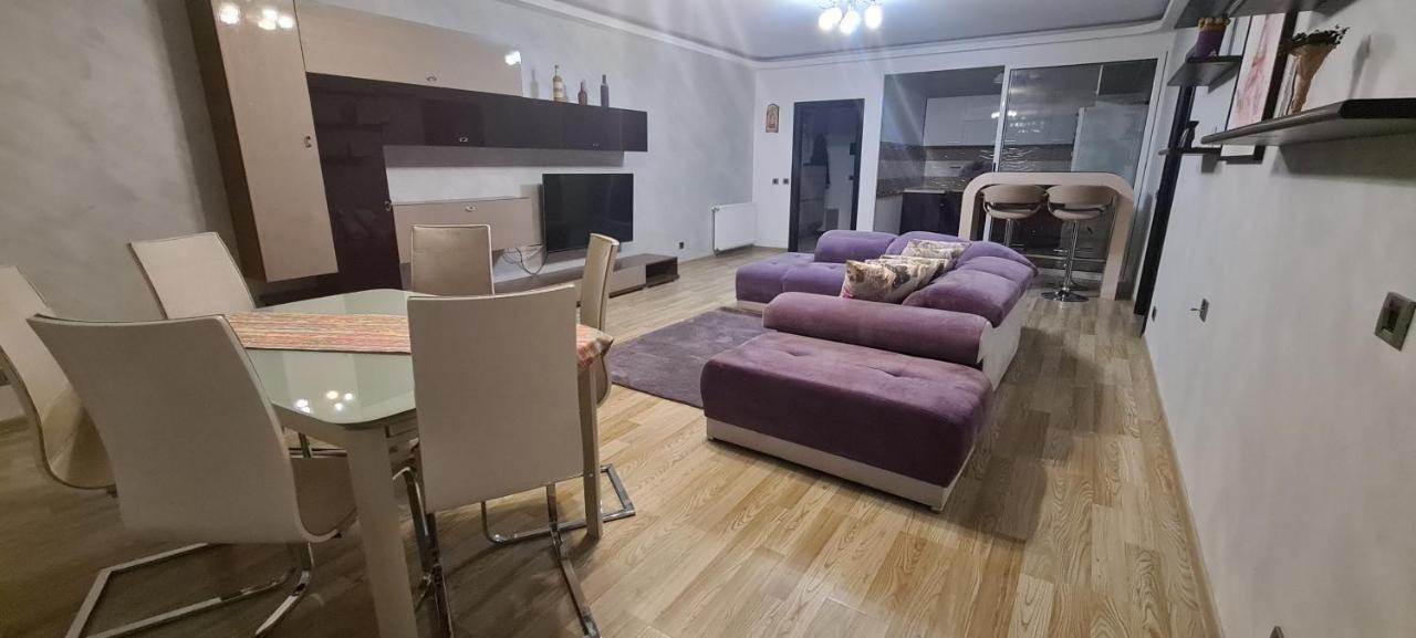 Premium Apartment Isaran Brasov Luaran gambar