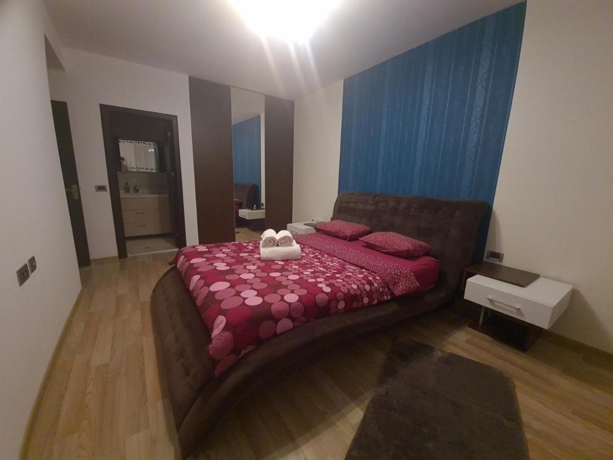 Premium Apartment Isaran Brasov Luaran gambar