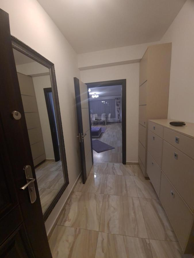 Premium Apartment Isaran Brasov Luaran gambar